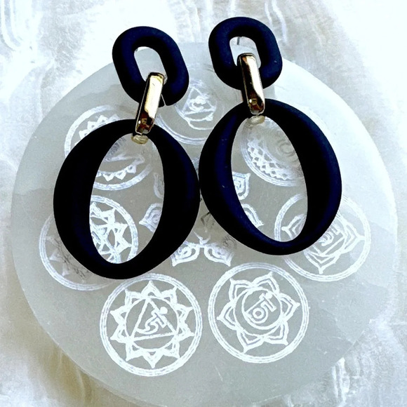 Black and gold oversized statement long dangle earrings/fashion jewelry - Picture 1 of 1